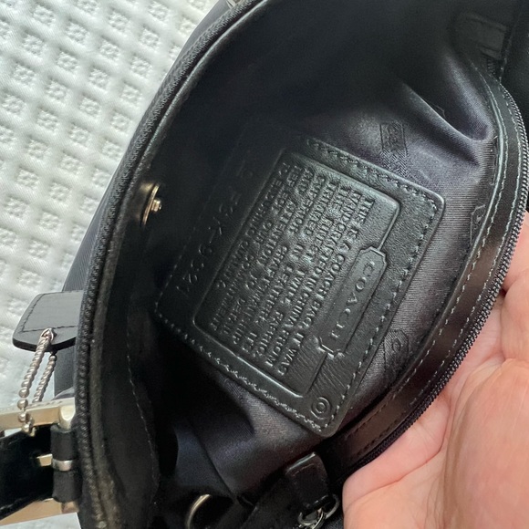 REAL Classic COACH Tote - Picture 6 of 6